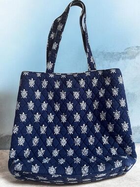 Vera Bradley Retired Quilted Sea Turtles Tote Bag
